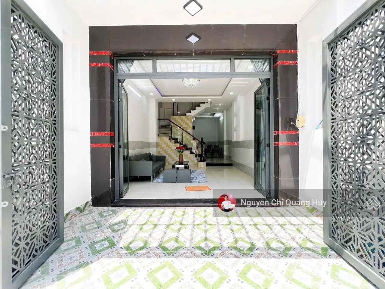 Nhà Phố hiện đại mới - hẻm 1806 Huỳnh Tấn Phát cách Q7 300m - 4m x 12m -Sổ hồng riêng - Giá 5,75 tỷ