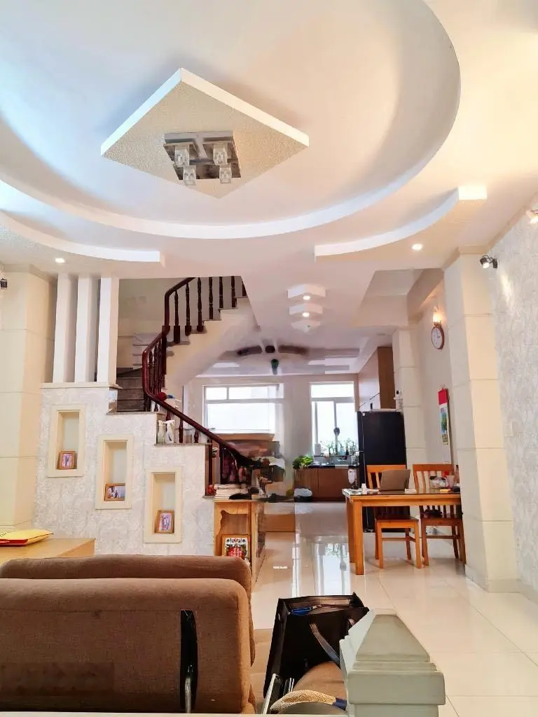 Bán gấp nhà 4 tầng MT KDC Phạm Thế Hiển, đường 12m, DT 120m2, tặng full NT, HC đủ, chỉ 7.99 tỷ