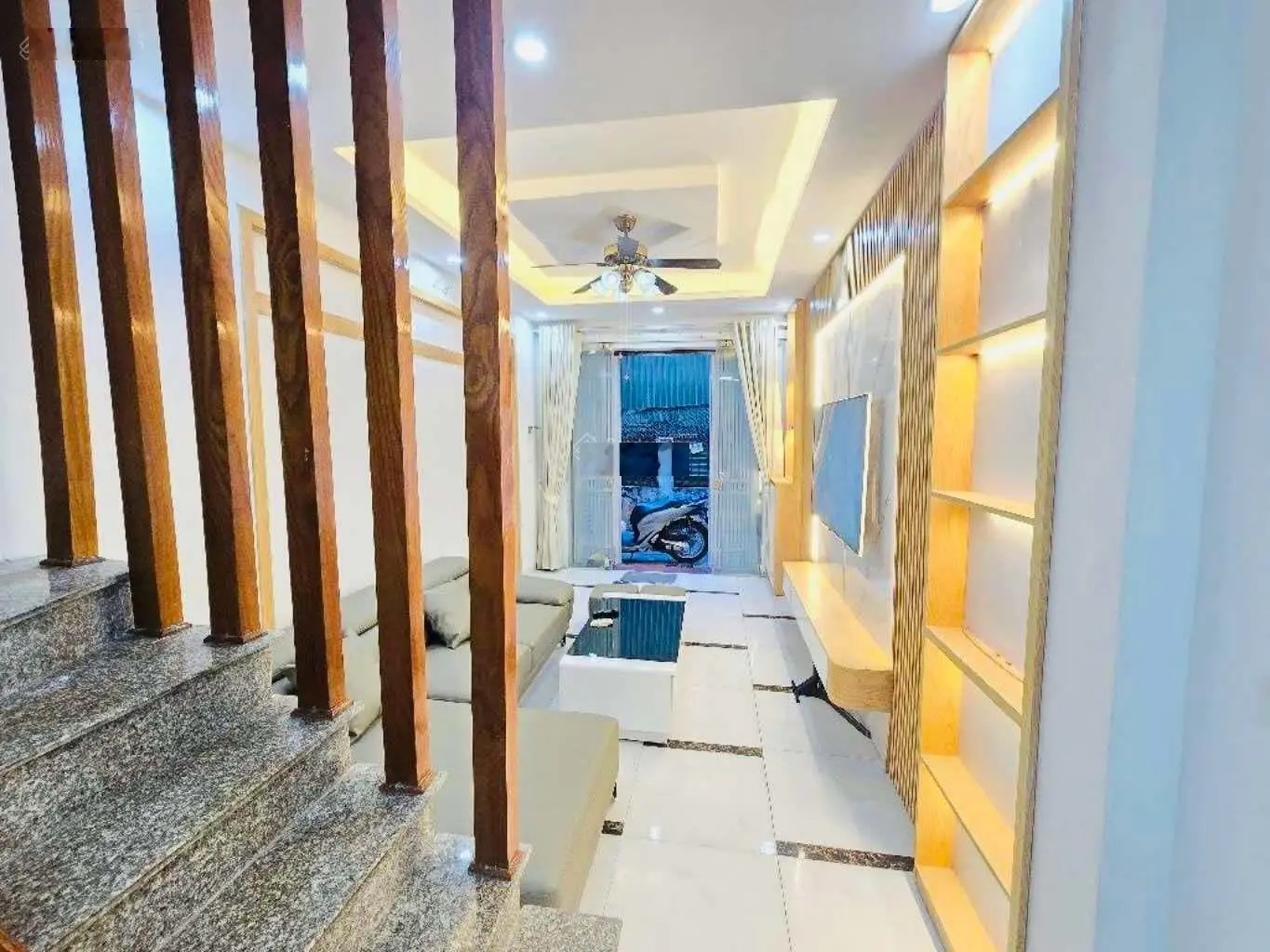 Bán nhà riêng tại Thanh Lân, 5,6 tỷ, 30m2, 4 tầng, 3PN, pháp lý đầy đủ, Hoàng Mai, Hà Nội