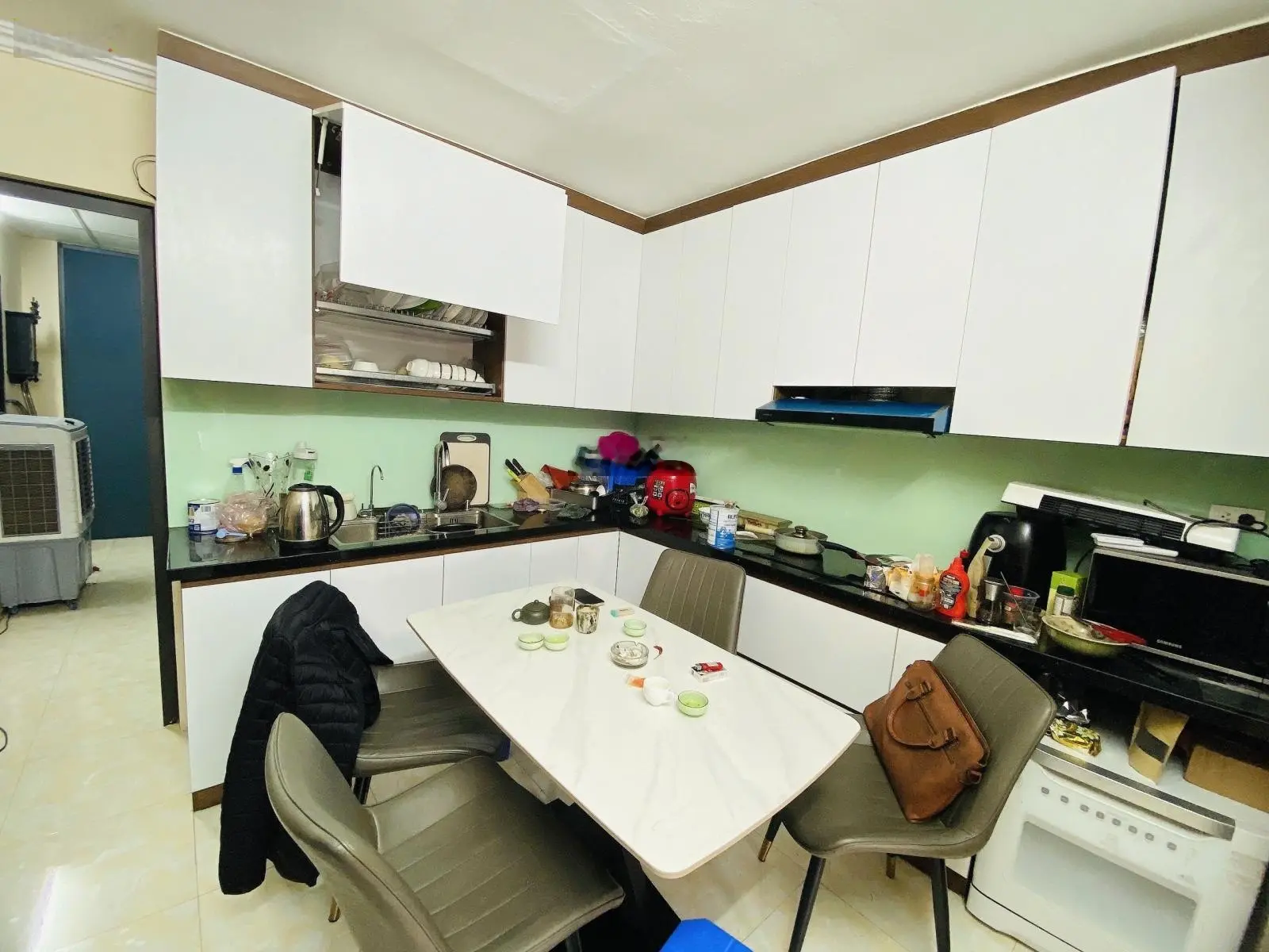 Mặt phố trung tâm hai bà trưng-nhà đẹp +thông số đẹp+dòng tiền cao 39m+m tiền 3,8m-sổ đẹp-16,4tỷ