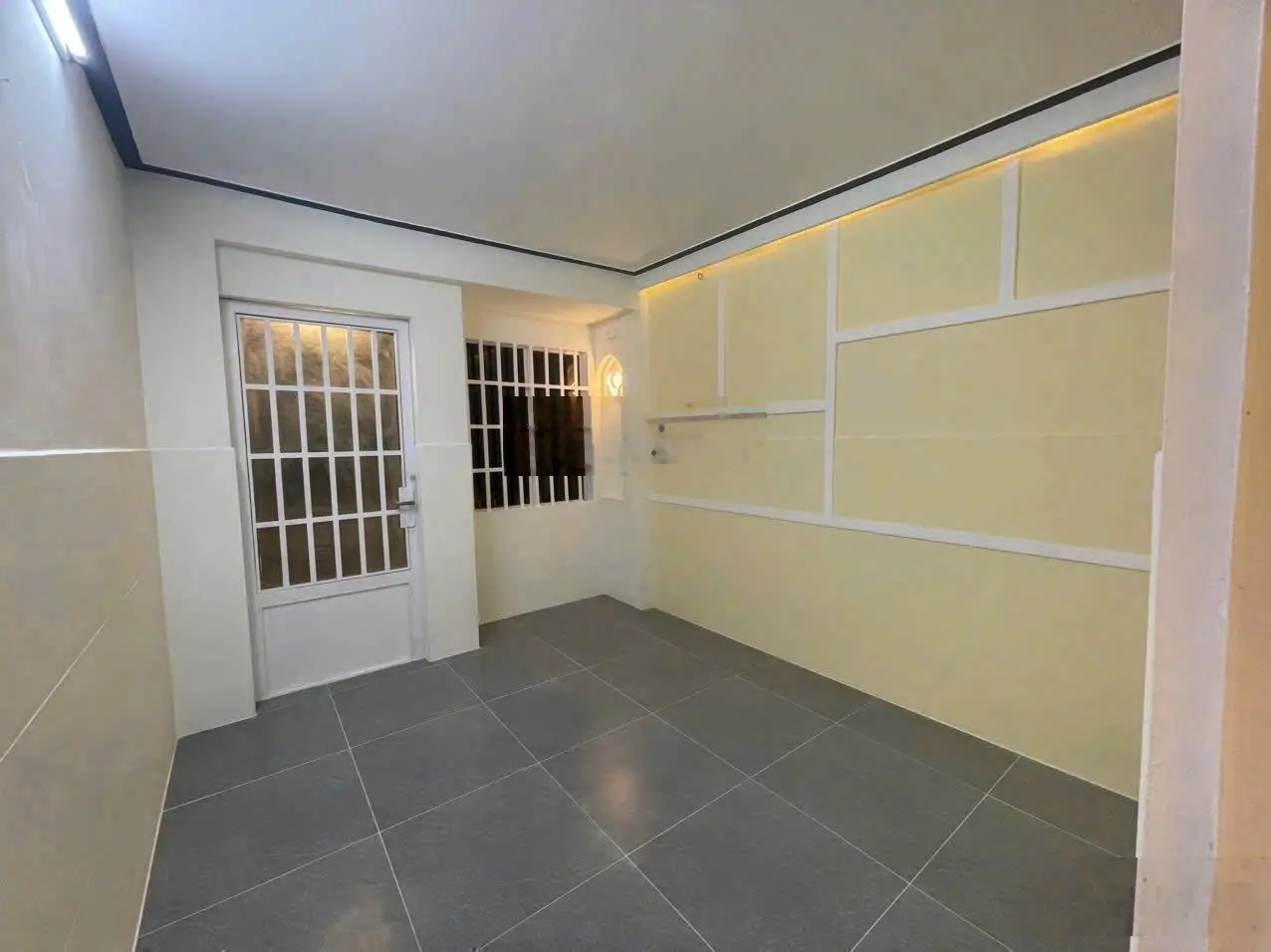Bán gấp nhà kế bên chợ Bà Chiểu tại Lê Quang Định, Phường 14, Bình Thạnh| Giá 1,420 tỷ| DT 33m2
