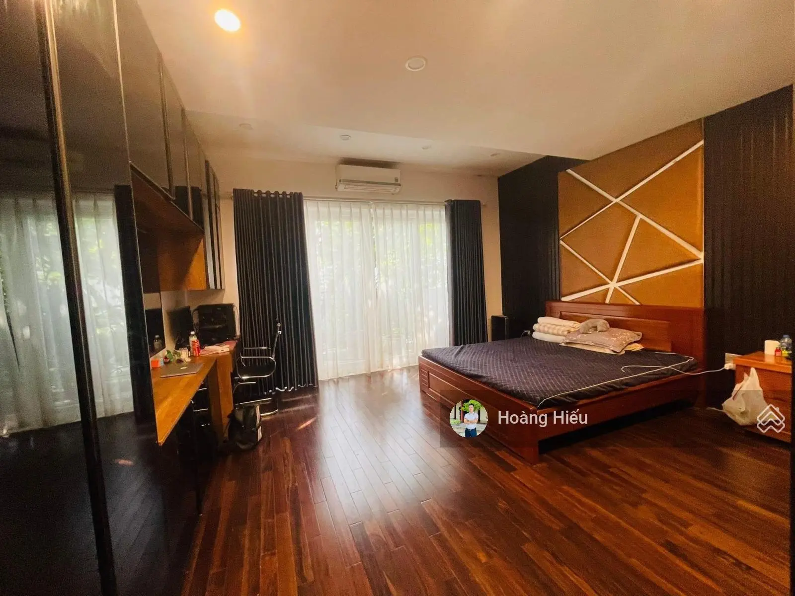 Cực Ngon, nhà mới ở luôn Cầu Giấy, ngõ to, 10m ra phố, thang máy, 40m, 6 tầng, tặng nội thất