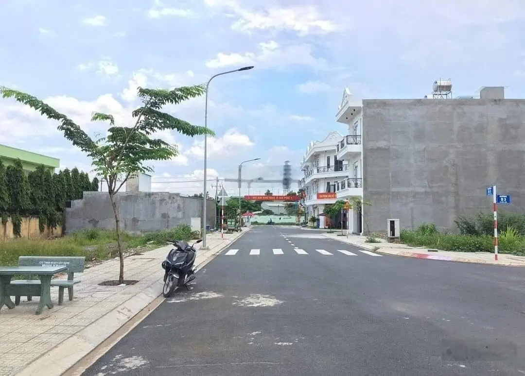 Chính chủ cần bán gấp 2Lô đất mặt tiền đường Võ Thị Sáu, Tp Dĩ An Bình Dương, TPHCM. SHR