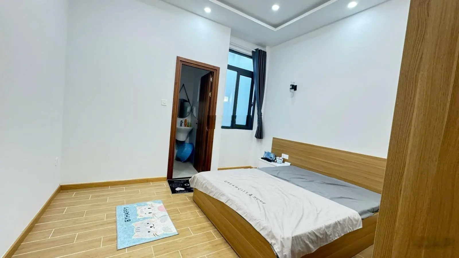 Bán nhà mới 4 tầng - đường ô tô TĐC Đất Lành, Vĩnh Thái, Nha Trang