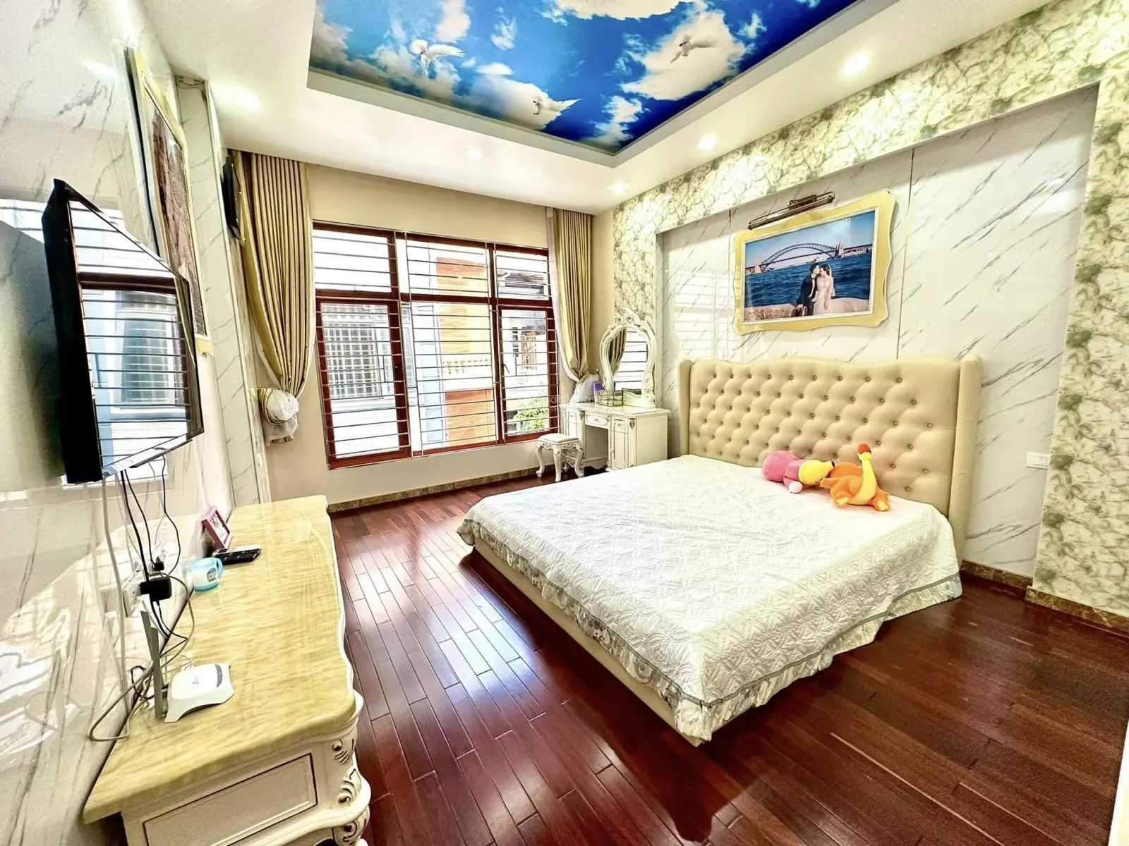 Chính chủ bán nhà phố Đội Nhân, 6 tầng thang máy, ô tô 7 chỗ trong nhà. Tặng nội thất chỉ 21 tỷ