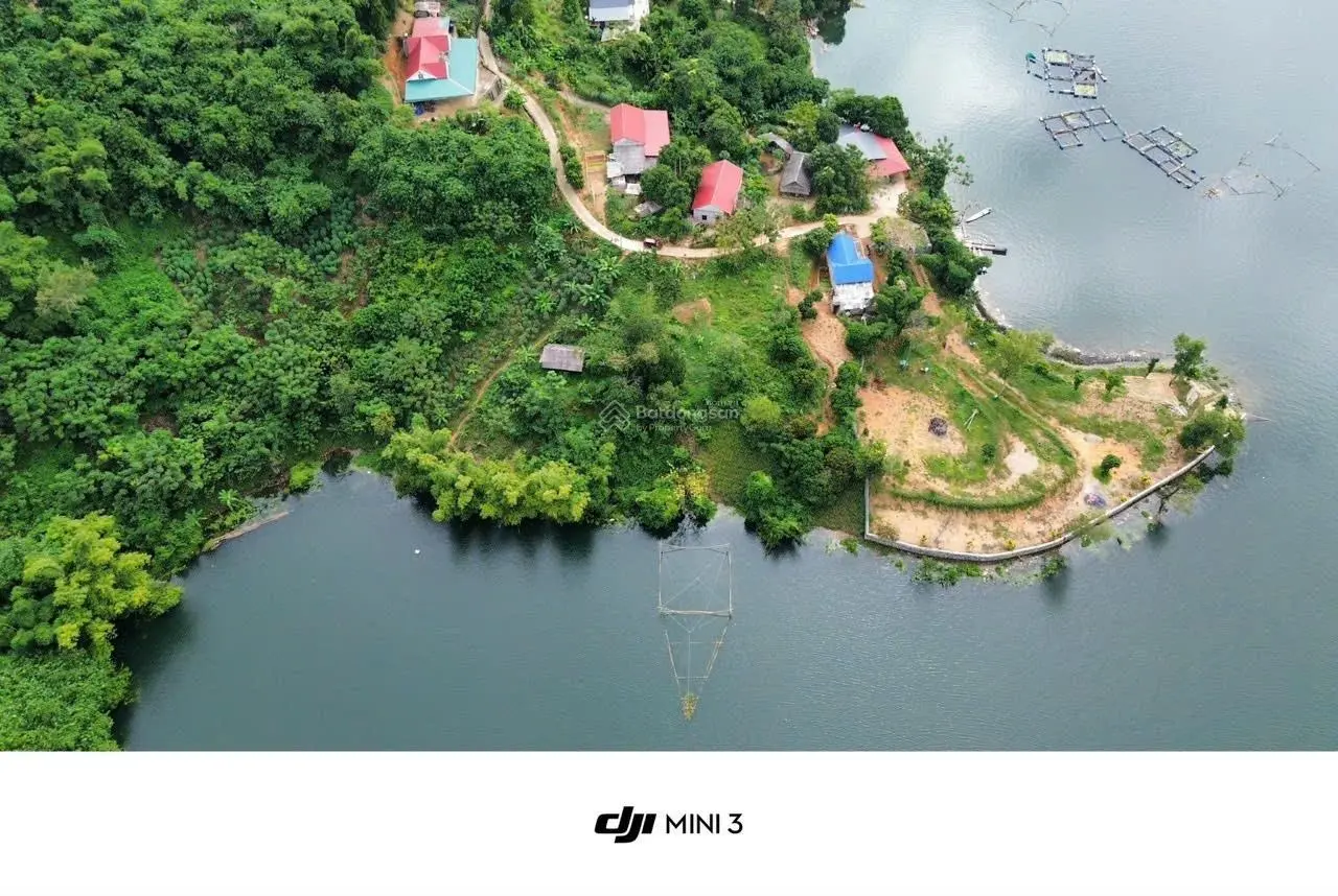 CẦN BÁN LÔ ĐẤT BÁM HỒ 2400M TẠI TP HÒA BÌNH GIÁ 7,X TỶ