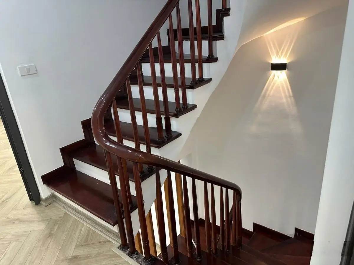 Bán nhà view hồ oto đỗ cửa cực phẩm siêu hiếm 50m2, 5 tầng, 6 phòng ngủ, nhà đẹp nhất phố