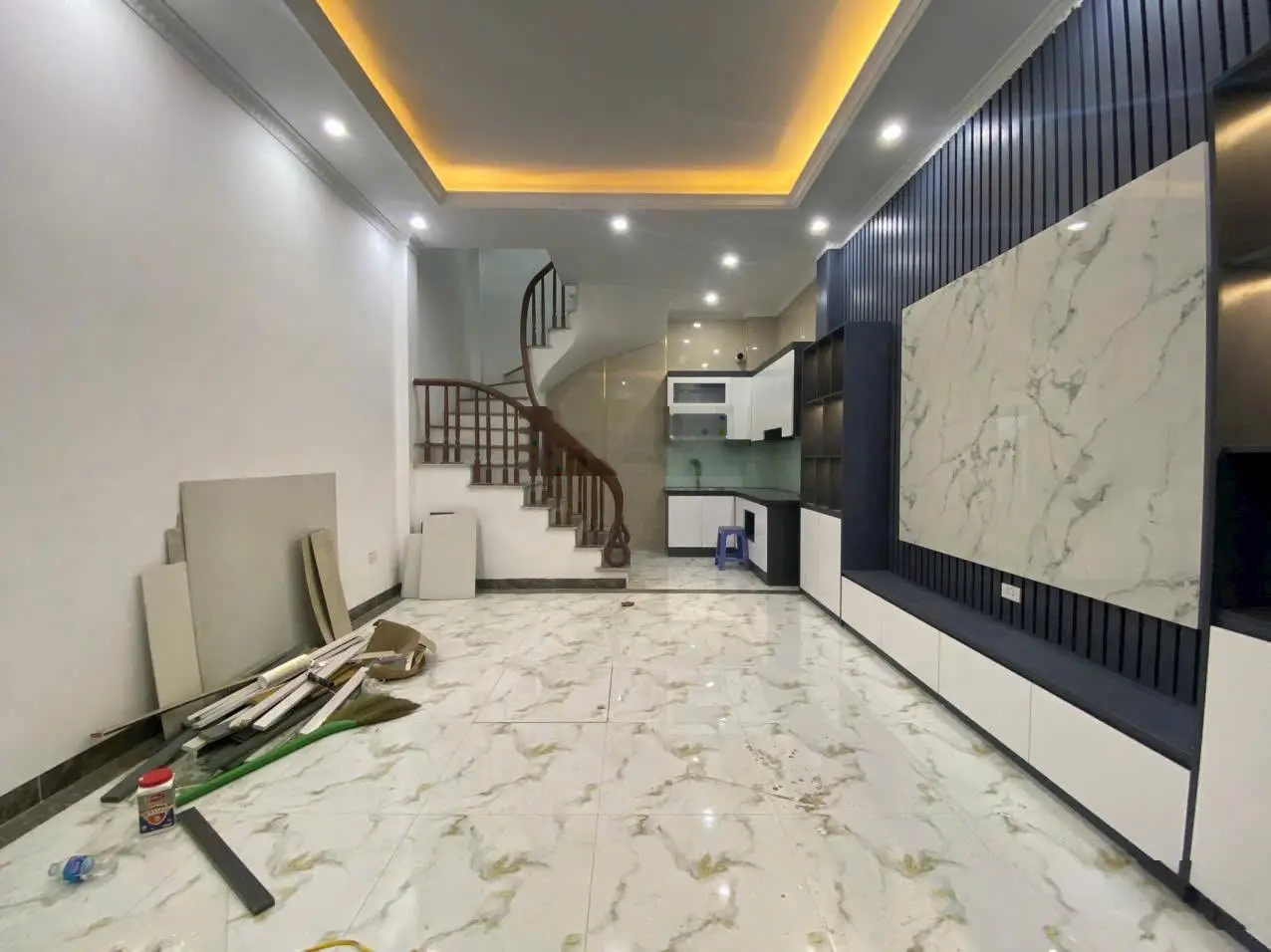 Nhà 4tầng *35m2 cực đẹp. vị trí đắc địa, gần trục chính. cách trung tâm hà đông 4km.giá chỉ 2,6x tỷ