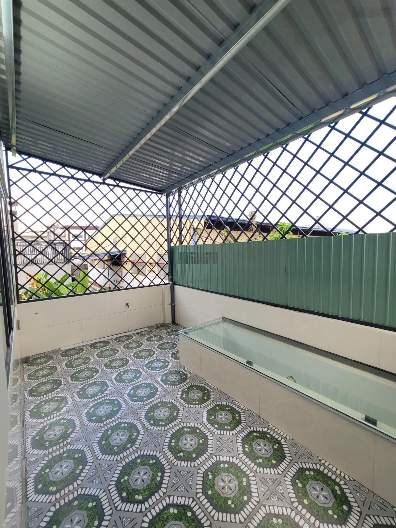 Nhà 1 trệt 2 lầu full nội thất ngay trung tâm y tế Dĩ An chỉ 6 tỷ 145.6m2, giá rẻ