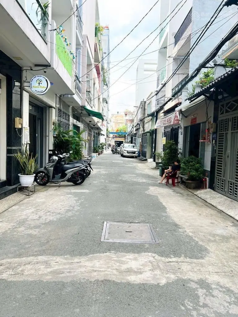 Chủ giảm sâu 1,5 tỷ-còn 9 tỷ, MT kinh doanh Âu Dương Lân Q8, đường xe tải (4,7 x 18) pháp lý chuẩn