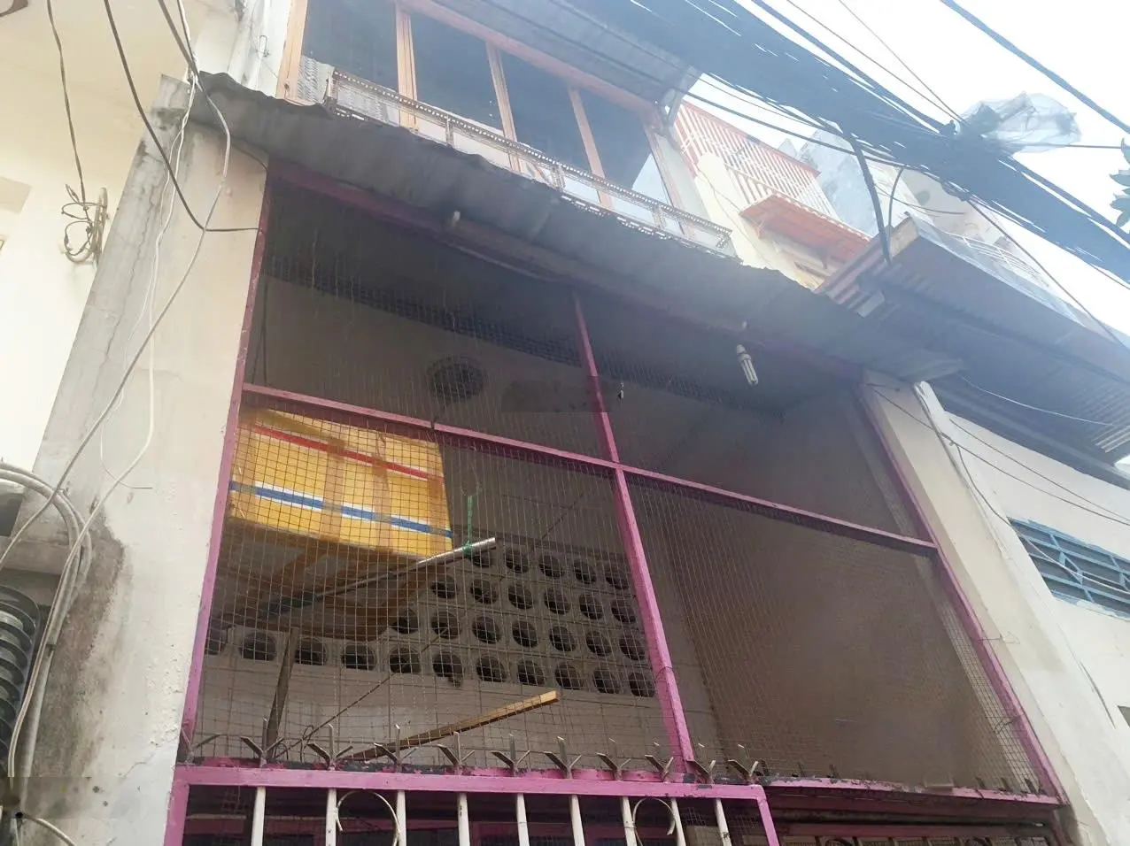 Hoàng Văn Thụ, khu vip đệ nhất khách sạn, 30m2, 3 tầng đúc BTCT, chỉ 3.7 tỷ TL