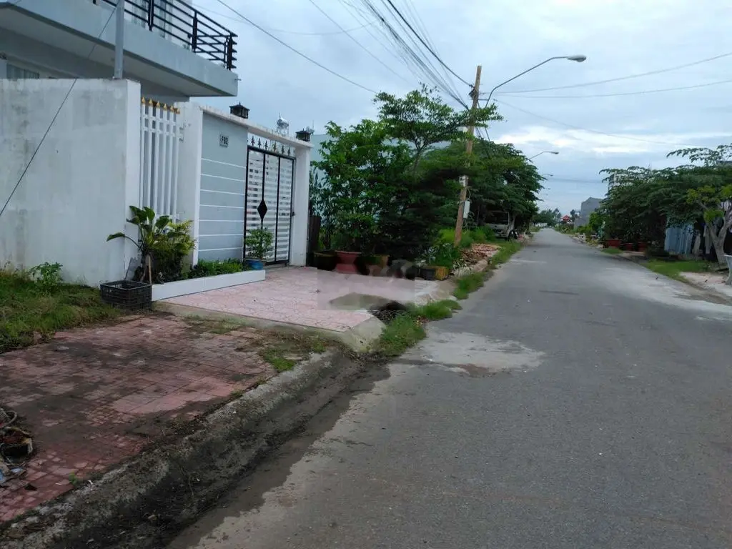 Bán Nền Đẹp Đường 17A Đoạn nhà đông chưa tới KDL Tư Buôi