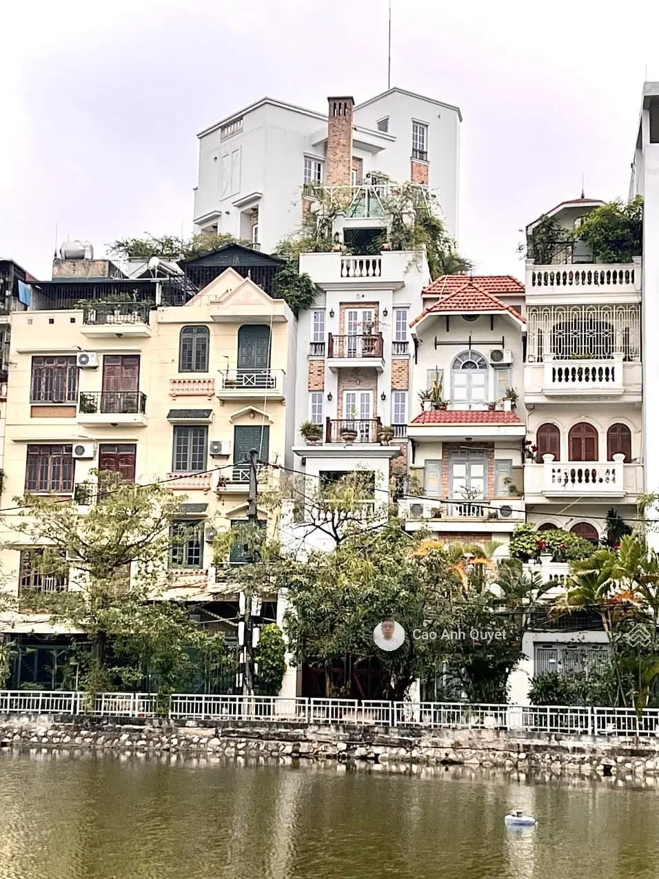 Bán nhà 242m2 8T view hồ 2 ô tô tránh 2 vỉa hè quận Hai Bà Trưng 65 tỷ Võ Thị Sáu