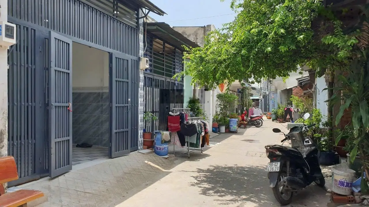 Nhà 1 lầu DT: 4 x 16m gần chợ nhỏ Võ Thị Hồi giáo xứ Bùi Môn