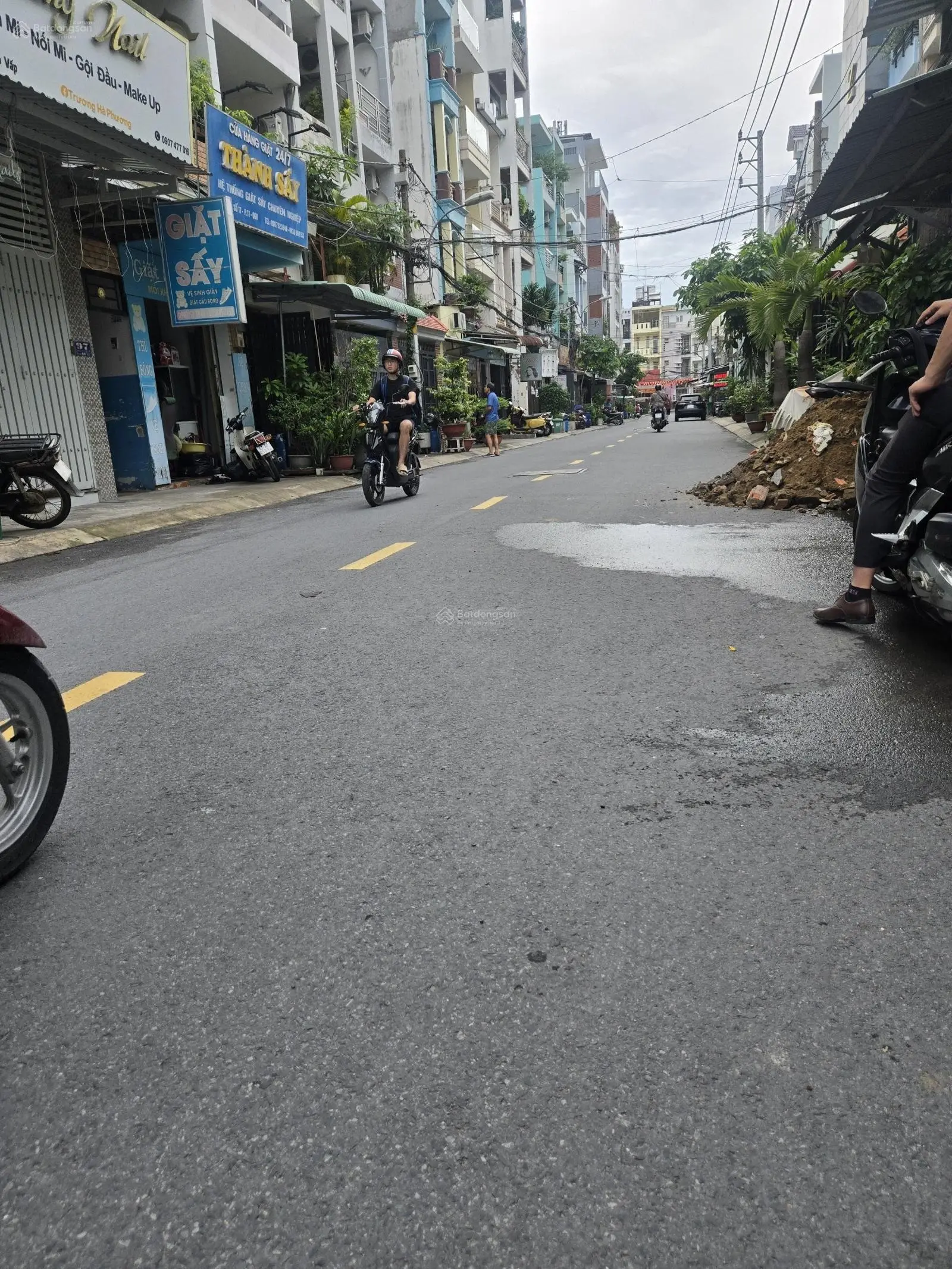 Bán gấp nhà mặt tiền kinh doanh 4 tầng 60m2 đường Số 17, Phường 11, Gò Vấp. Sát chợ Hạnh Tây
