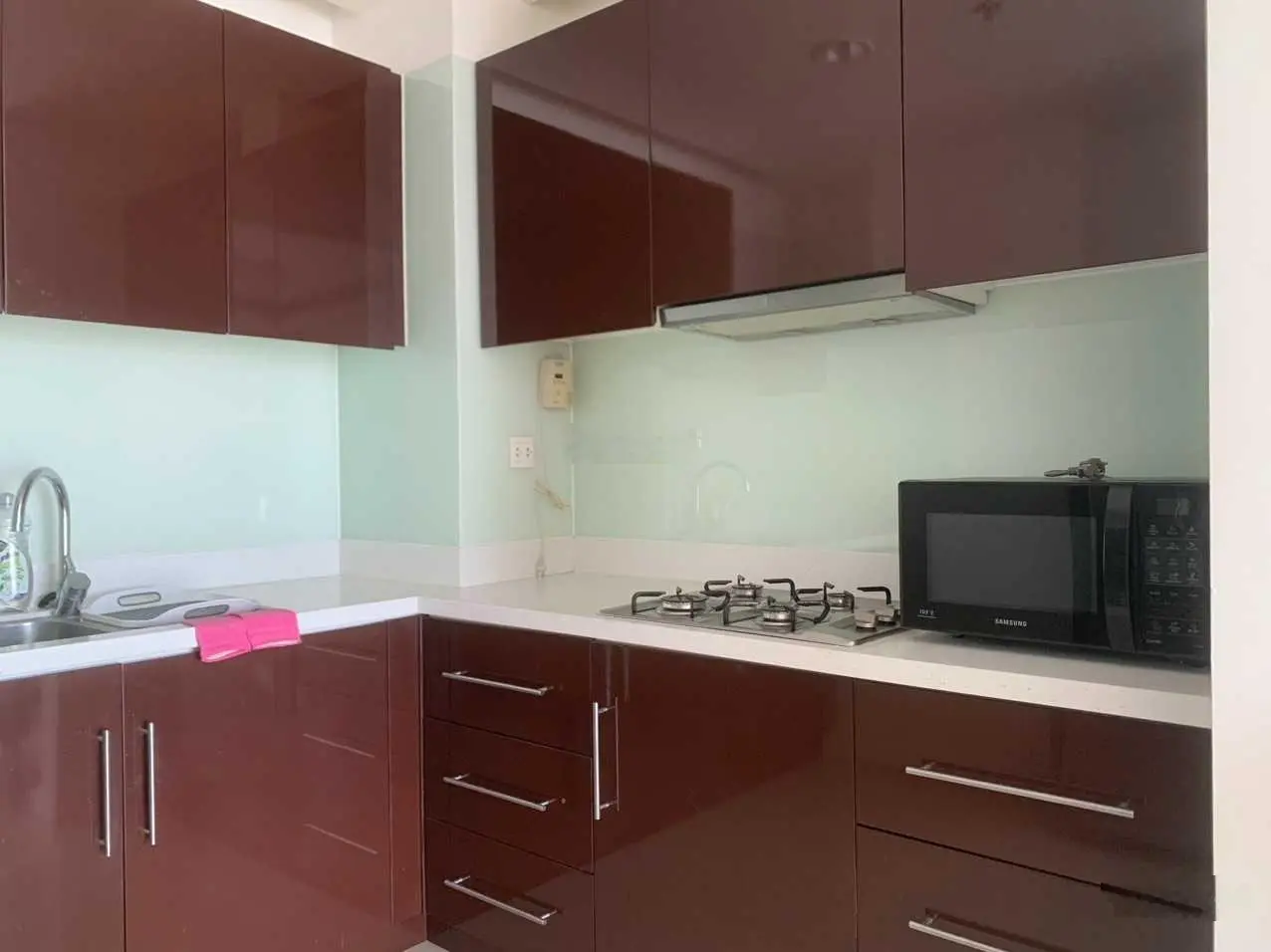 Bán căn hộ Azura 1 phòng ngủ, sổ đỏ lâu dài, tầng cao, cho thuê tốt. Lh: 0931 914 ***