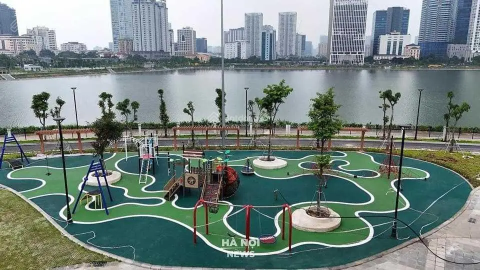 Bán căn góc 4 phòng ngủ view hồ Vinhomes Skylake, Phạm Hùng giá giảm sốc. LH 0983 786 ***