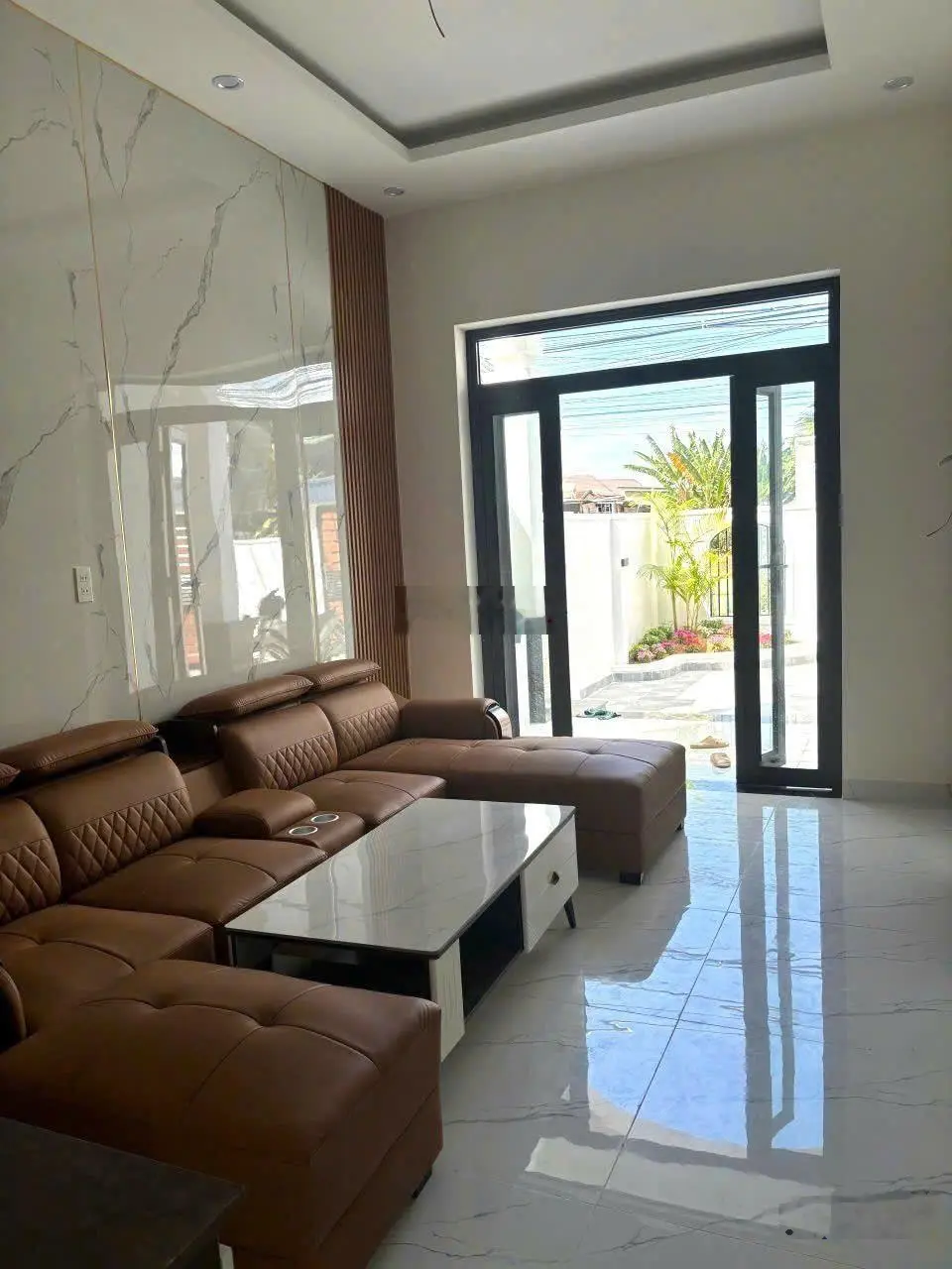 2 tỷ, nhà mới 2 tầng mái thái, 105m2 ô tô vivu Diên Sơn, Diên Khánh, Khánh Hoà
