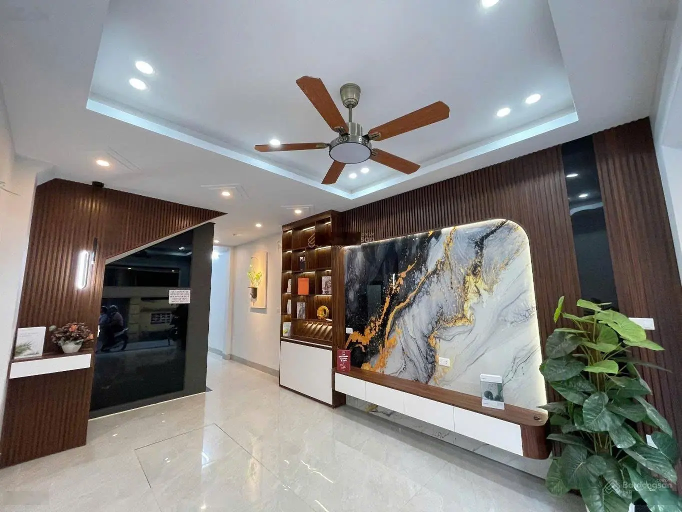 Siêu Hiếm Thụy Phương 45m-5 Tầng , Nhà Mới , Căn Góc, Thang Máy,Ô Tô Qua Nhà, Ngõ Thông ,Kinh Doanh