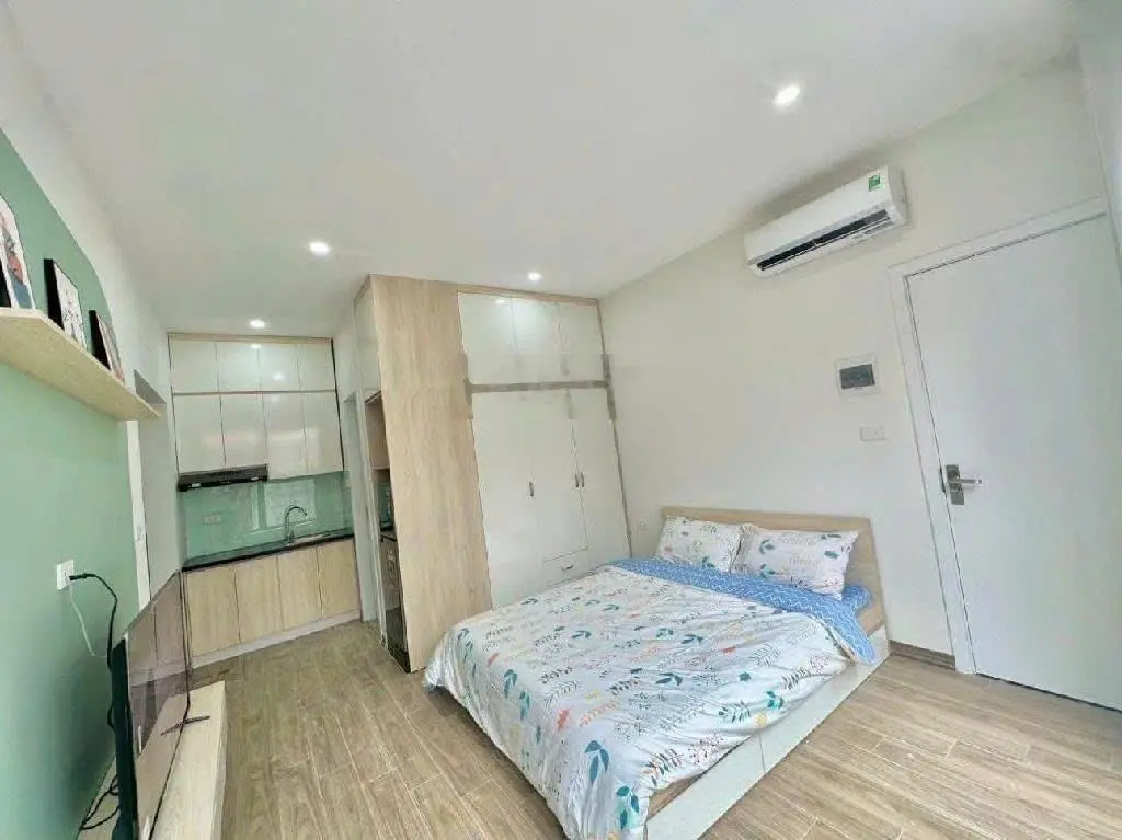 Bán nhà chdv vương thừa vũ ngã tư sở - 6 tầng 10 phòng khép kín - thang máy tốc độ cao - full đồ !!
