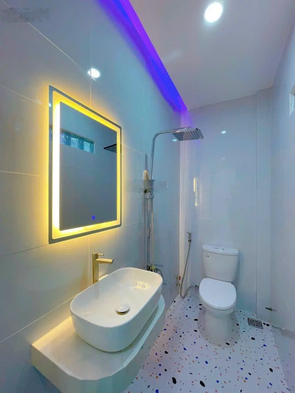 Siêu phẩm Quận 7, chỉ với tài chính 7 tỷ nhỉnh -Nguyễn Thị Thập, đường nhựa 8m