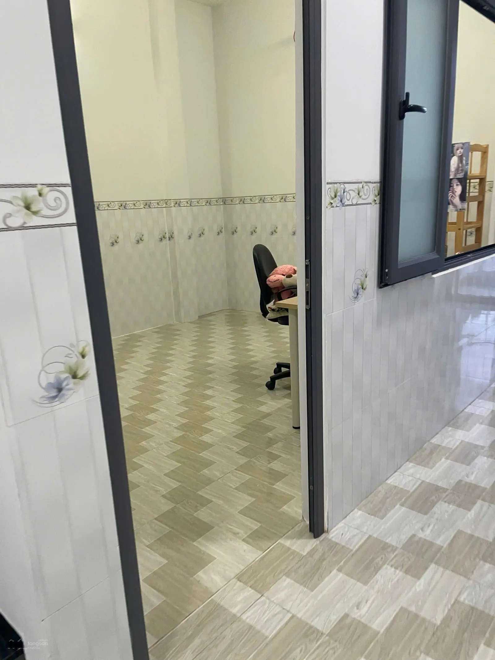 Nhà 3 tầng cách đường phạm văn đồng 25m, vĩnh hoà, nha trang - 89,5m2 ngang 5,25m - giá 6,5 tỷ