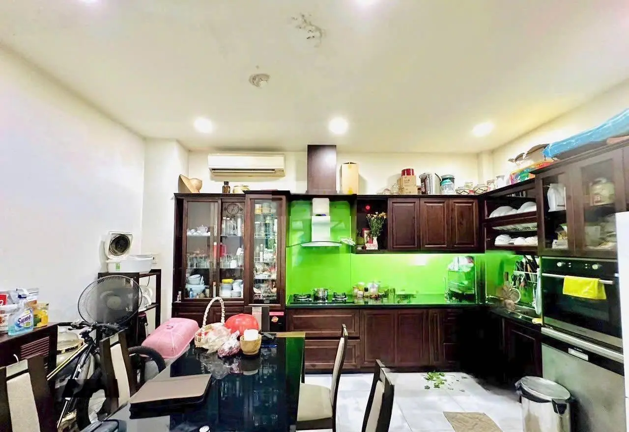 1tỷ800 bán 1tỷ700 căn 41m2 Lê Hồng Phong, P2, Q5. Gần BV Chấn Thương Chỉnh Hình, hẻm oto 7m.