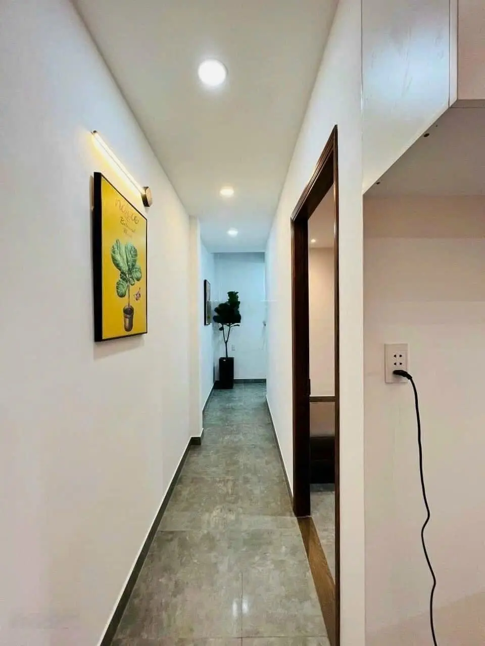 Gần TT Y Tế Dự Phòng HCM bán nhanh căn Nguyễn Biểu P2 Q5, 49m2, giá 1tỷ850. Sổ hồng sẵn, hẻm oto 7m