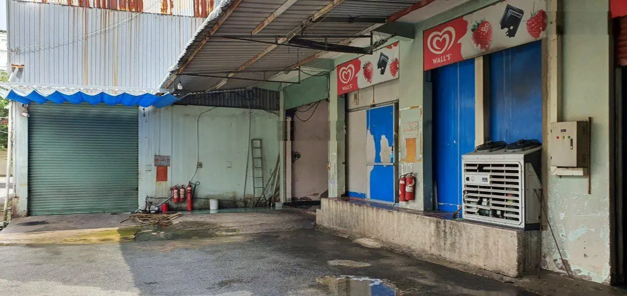 Bán nhà giá rẻ MT đường Gò Dưa, DT: 21x69m (1380m2)Giá: 54tr/m2. Lh: 0903 398 ***