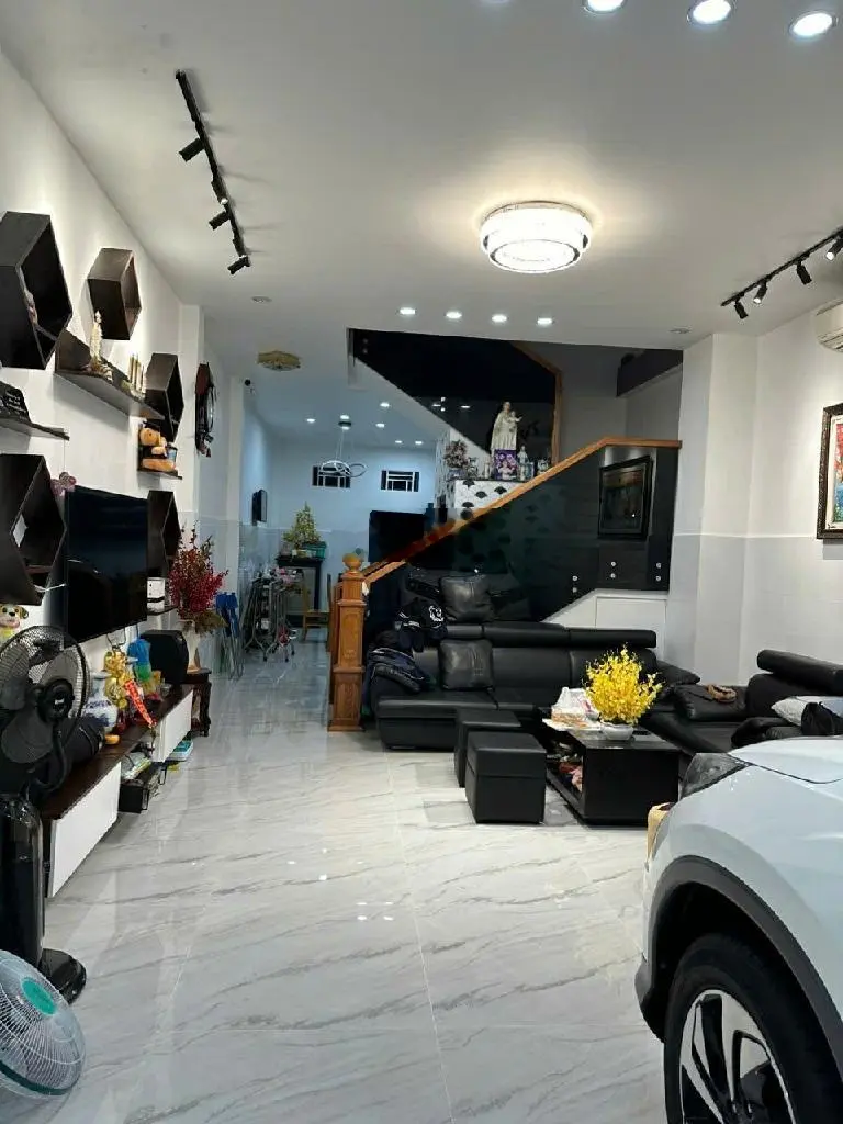 Bán nhà kinh doanh mặt phố tại Liên Tỉnh 5, Q8,5 tầng, ngang 4,5m, 100m2, 5PN, giá 28,5 tỷ (TL)