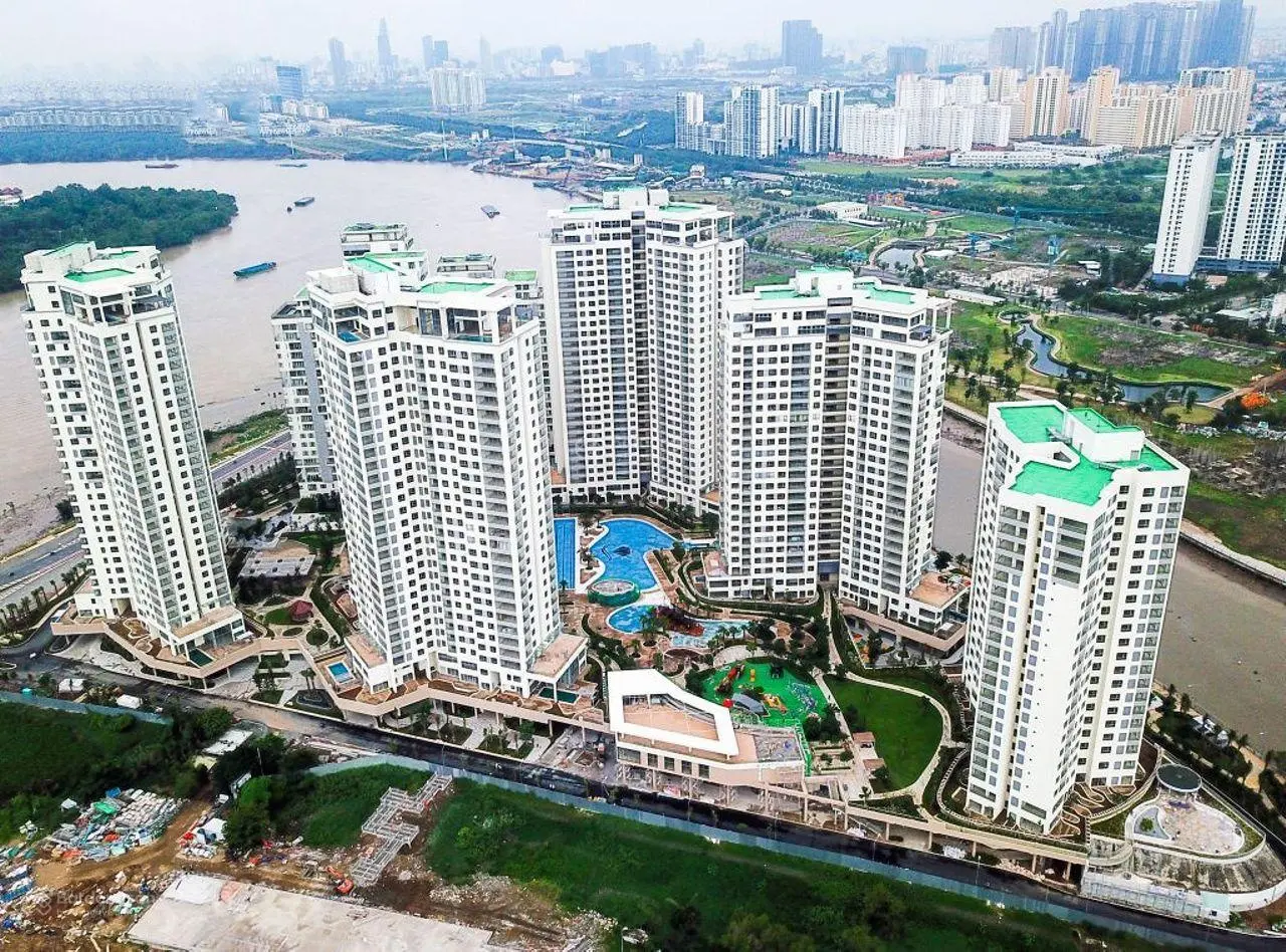 (Bán gấp) Căn hộ 2 phòng ngủ full nội thất view 3 hồ bơi lớn giá siêu tốt tại Đảo Kim Cương Q2