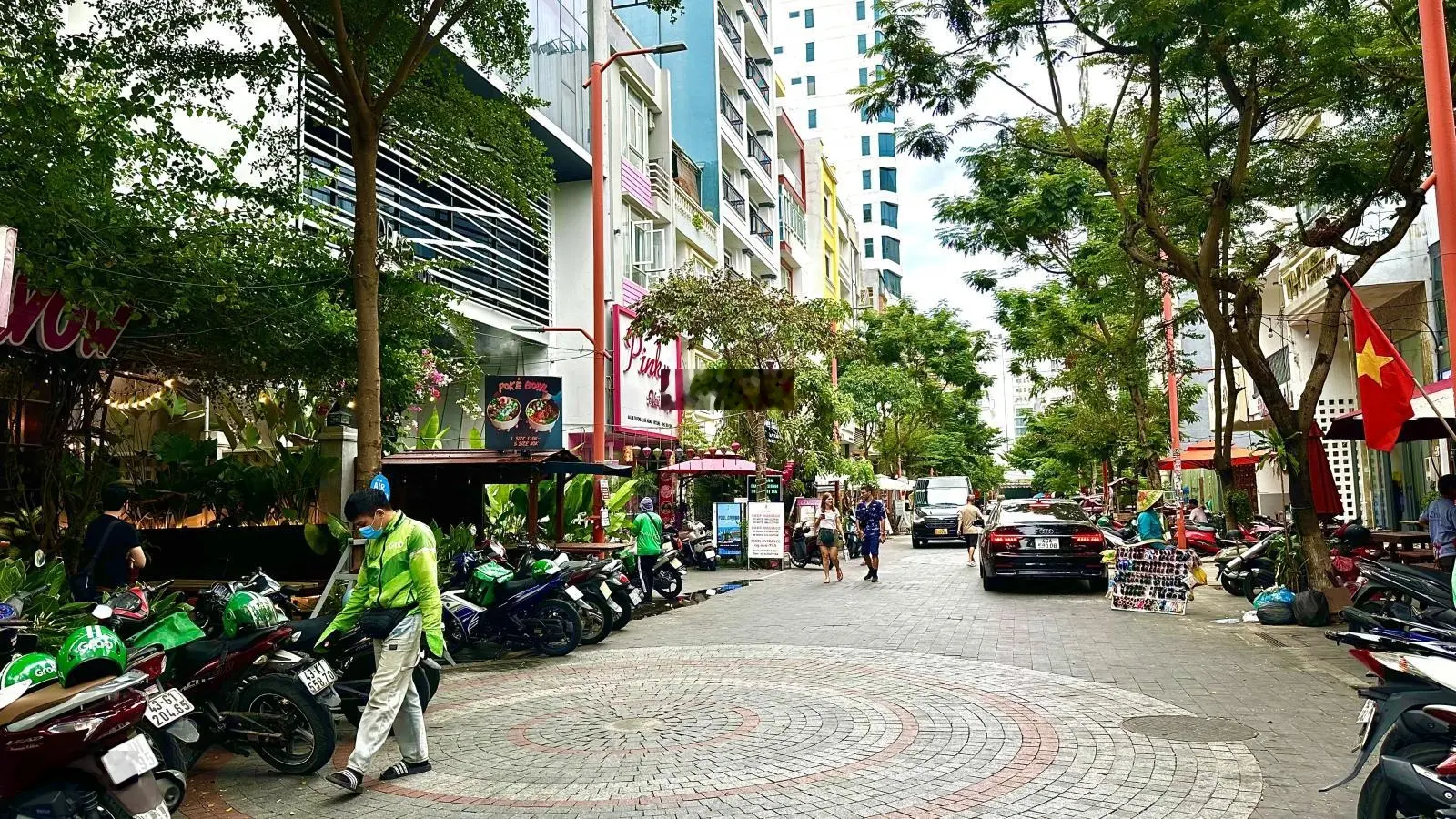 Bán đất đường 7.5m Hoàng Kế Viêm, diện tích 315m. Xây được 14 tầng. Nằm gần Biển. Khu An Thượng