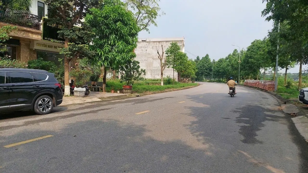 Bán nhanh lô đất đẹp mặt đường Lê Văn Thịnh khu 1 Đại Phúc