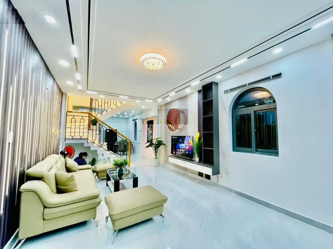 Chính chủ bán nhà giá rẻ chưa từng có chỉ 1 tỷ 6 nằm ngay đường Bùi Văn Ngữ,phường Thới Hòa,Bến Cát