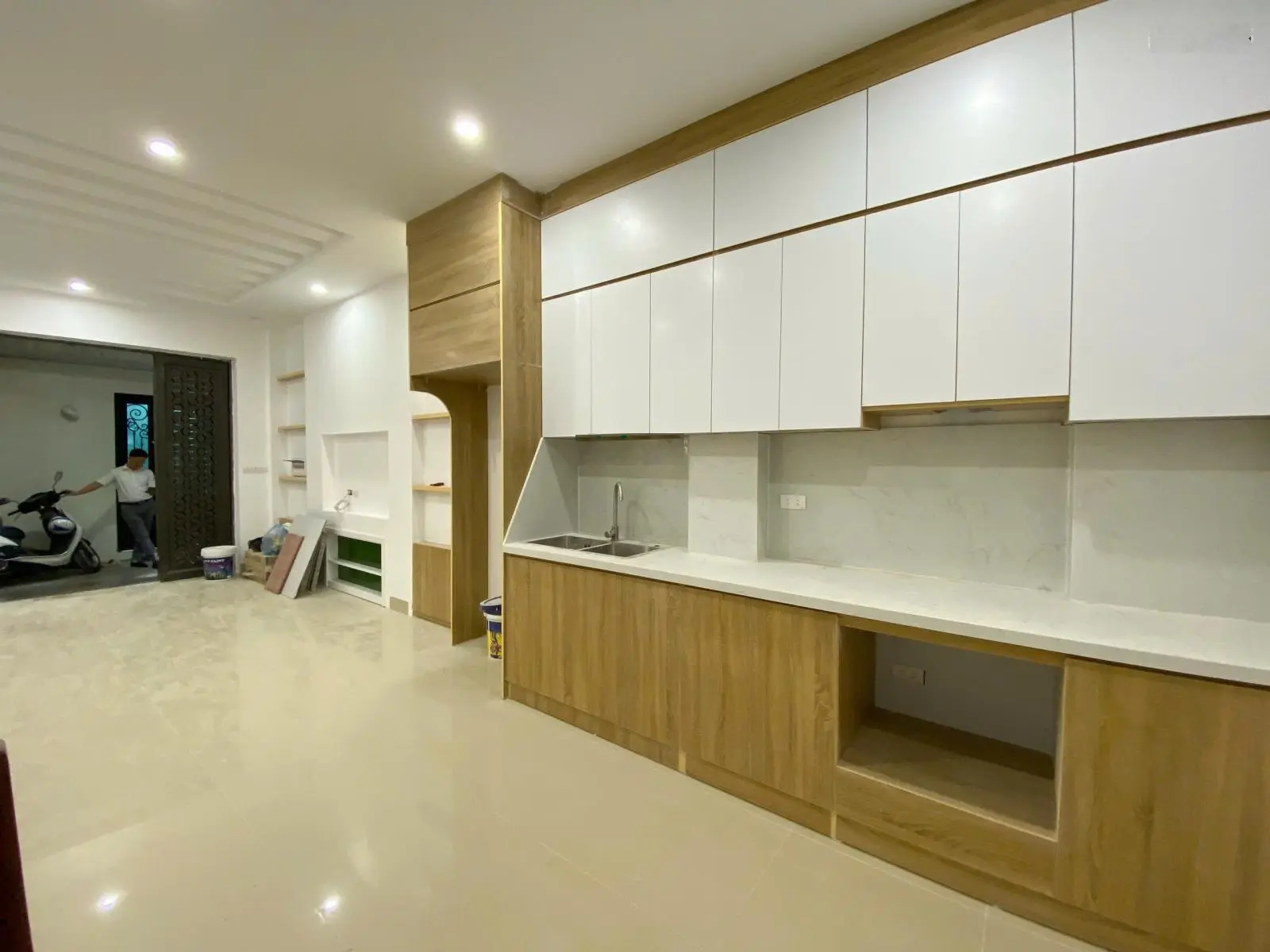 Bán nhà 6 tầng mới tinh thang máy hiện đại nghĩa dũng về ở đón tết! nhỉnh 8 tỷ