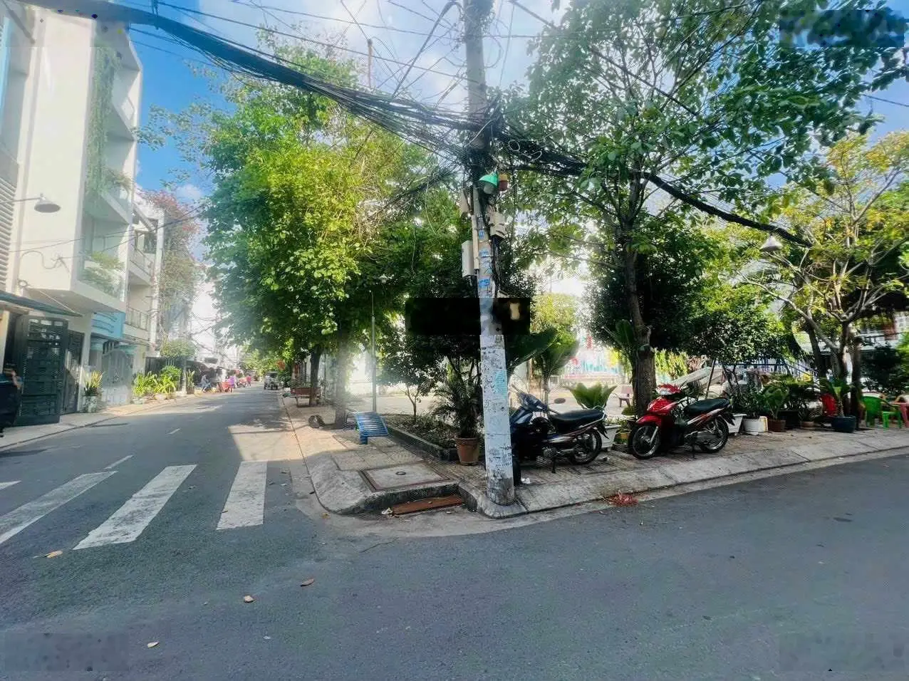 Bán nhà 22,5 tỷ, diện tích 240m2 tại hẻm 90, Đường Trần Văn Ơn, Phường Tân Sơn Nhì