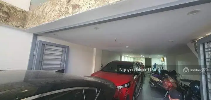 Giá đầu tư nhà mặt phố Hàng Bún 9 tầng thang máy full nội thất