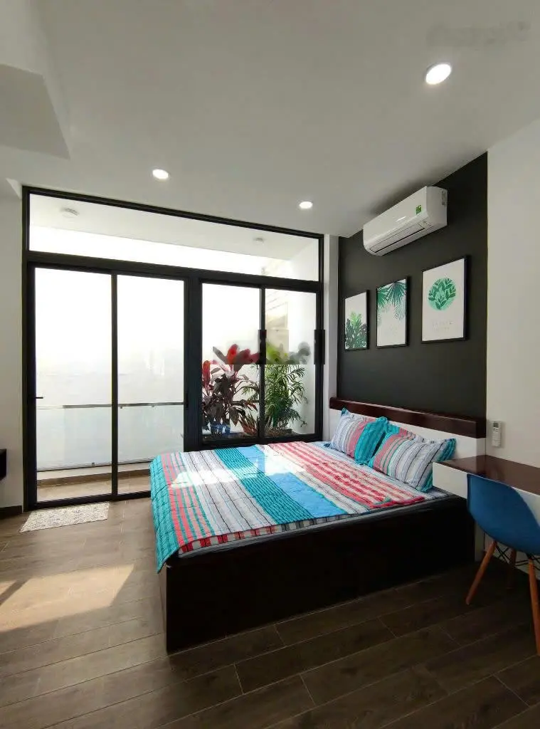Toà Building Lý Chính Thắng 6 Tầng Thang Máy 7,7x20 5m ra Mặt Tiền