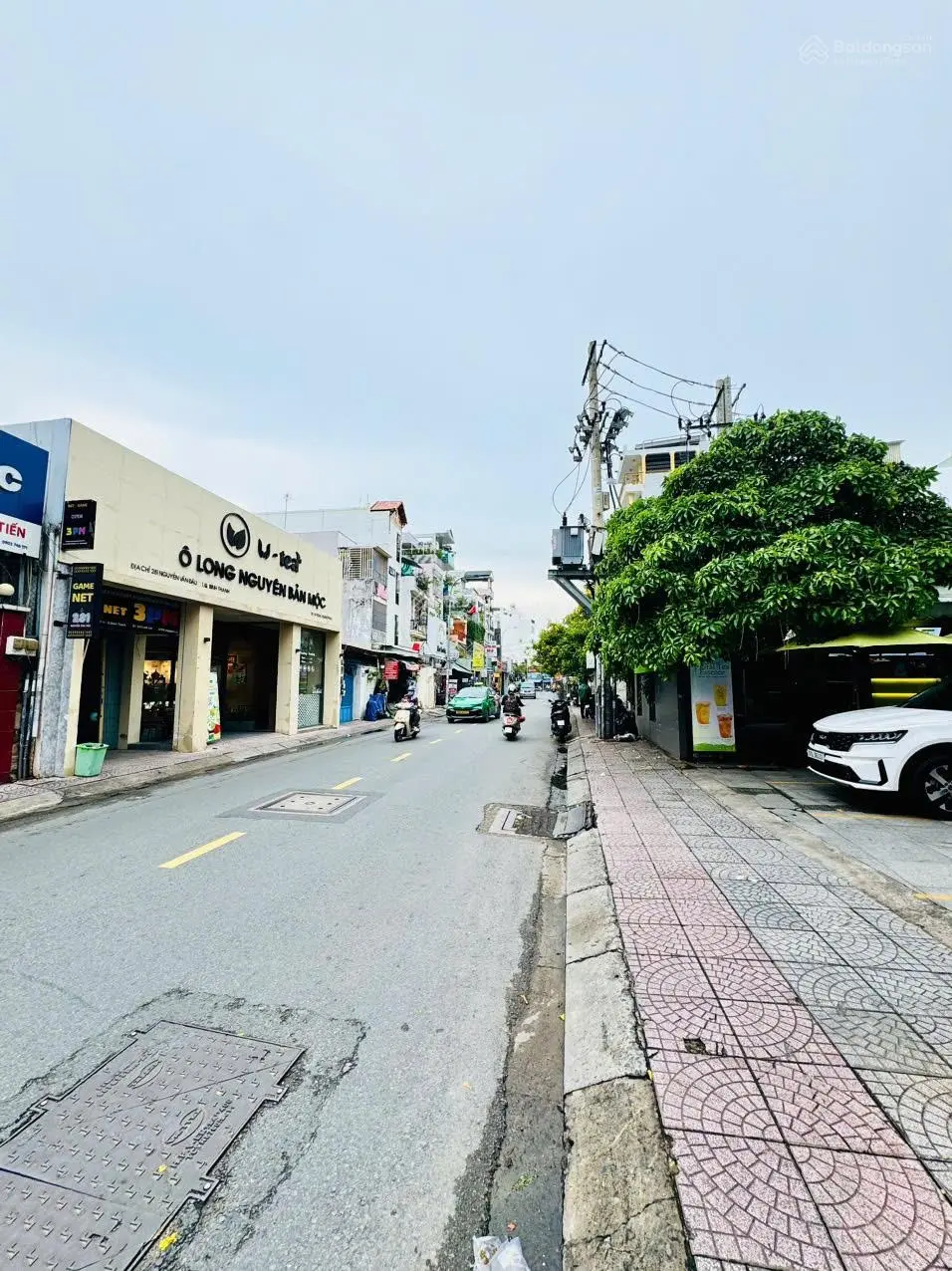 MT Nguyễn Văn Đậu, P.11, Q.Bình Thạnh - DT: 10m x 26m. KC: 3 Tầng - HĐT: 110 Tr/Th. Giá: 45 tỷ