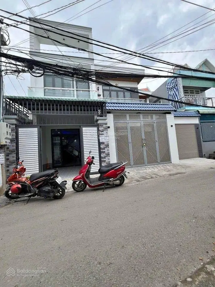 Nhà kinh doanh tốt 5x18=90m2 đường Quách Điêu gần chợ Vĩnh Lộc Bình Chánh, sổ sẵn