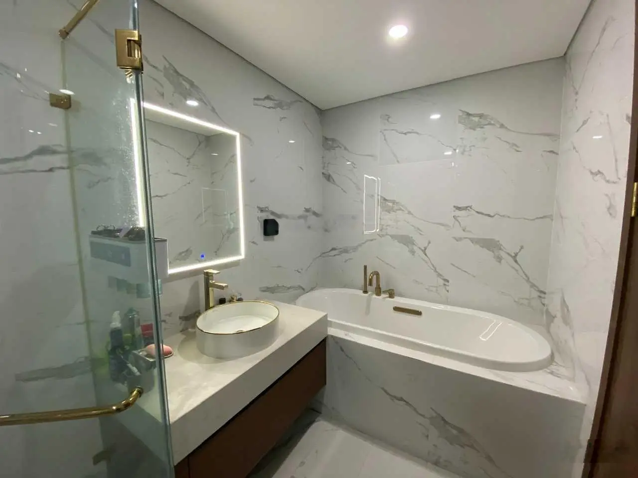 Cập nhật danh sách căn bán chuyển nhượng mới nhất Sunshine City Ciputra Hà Nội. Ms Hiền 0961 702 ***