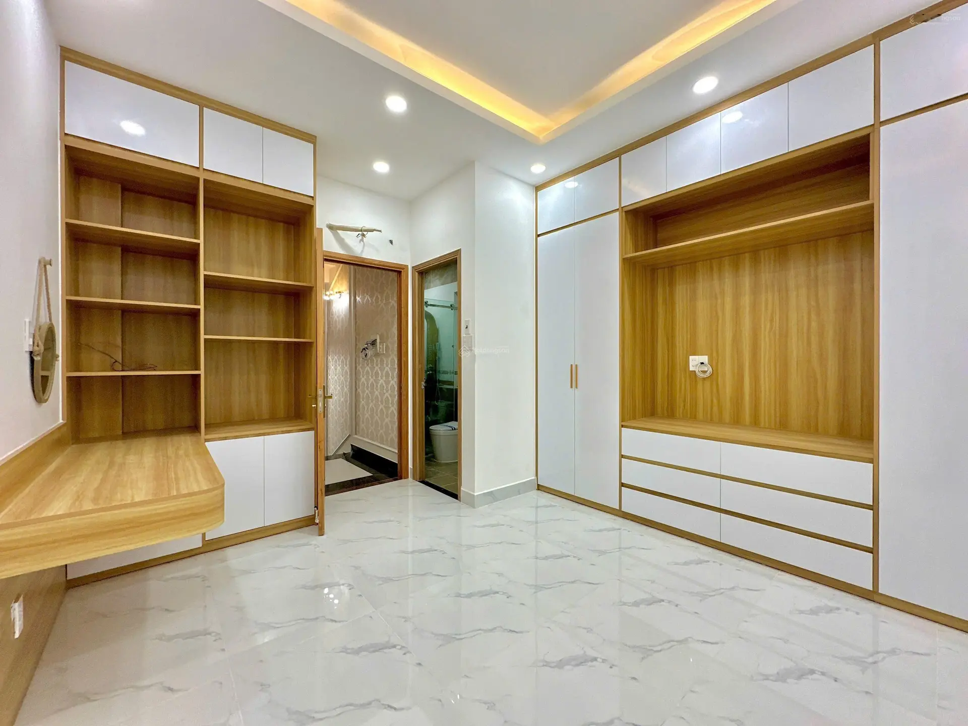 Nhà VIP 1 trệt 2 lầu, dt 4.5 x 21m, tại Tân Sơn Nhì, P Tân Sơn Nhì Khu Nội Bộ dân trí cao