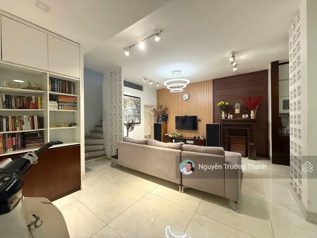 Xuân đỉnh, nhà rộng- đẹp. 50m2x2 tầng, 8 tỷ