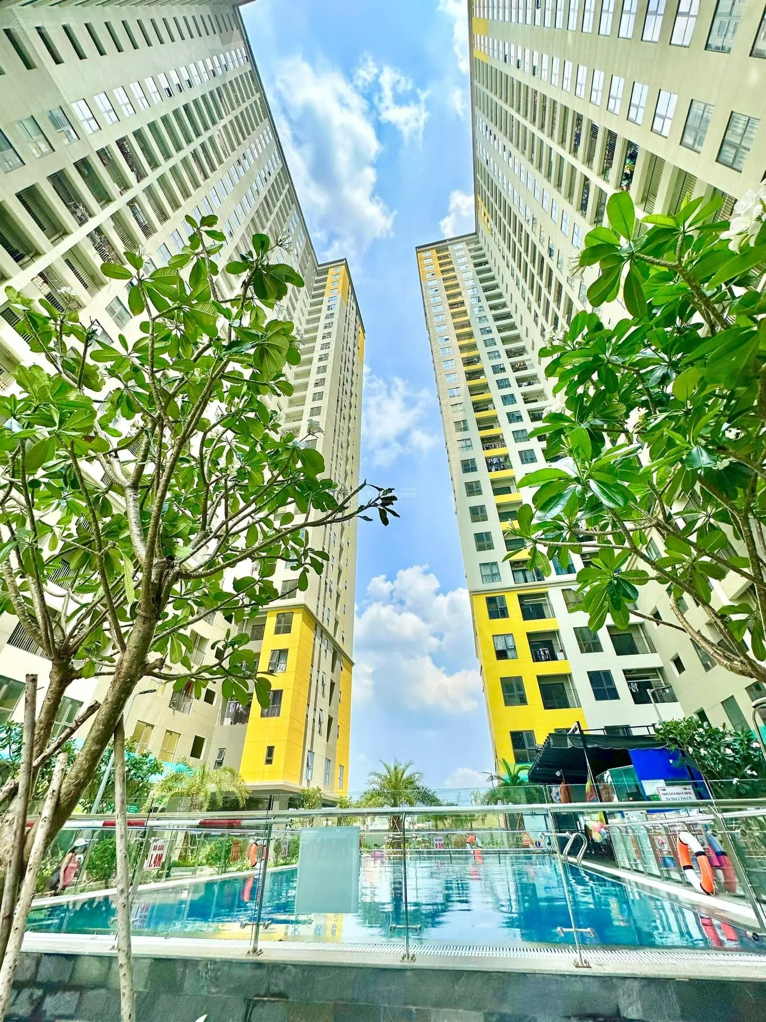 Bán Căn Hộ 2PN2WC Căn Góc Tại Chung Cư Bcons Plaza - Cơ Hội Vàng Cho Gia Đình Bạn!