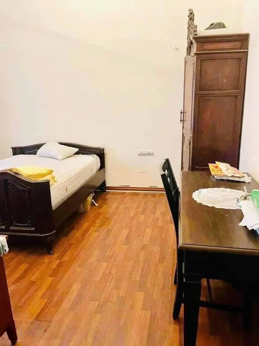 Bán nhà phân lô ô tô tránh chạy vòng quanh- nhà phố pháo đài láng-nhà 45m -5 tầng -giá 14.x tỷ