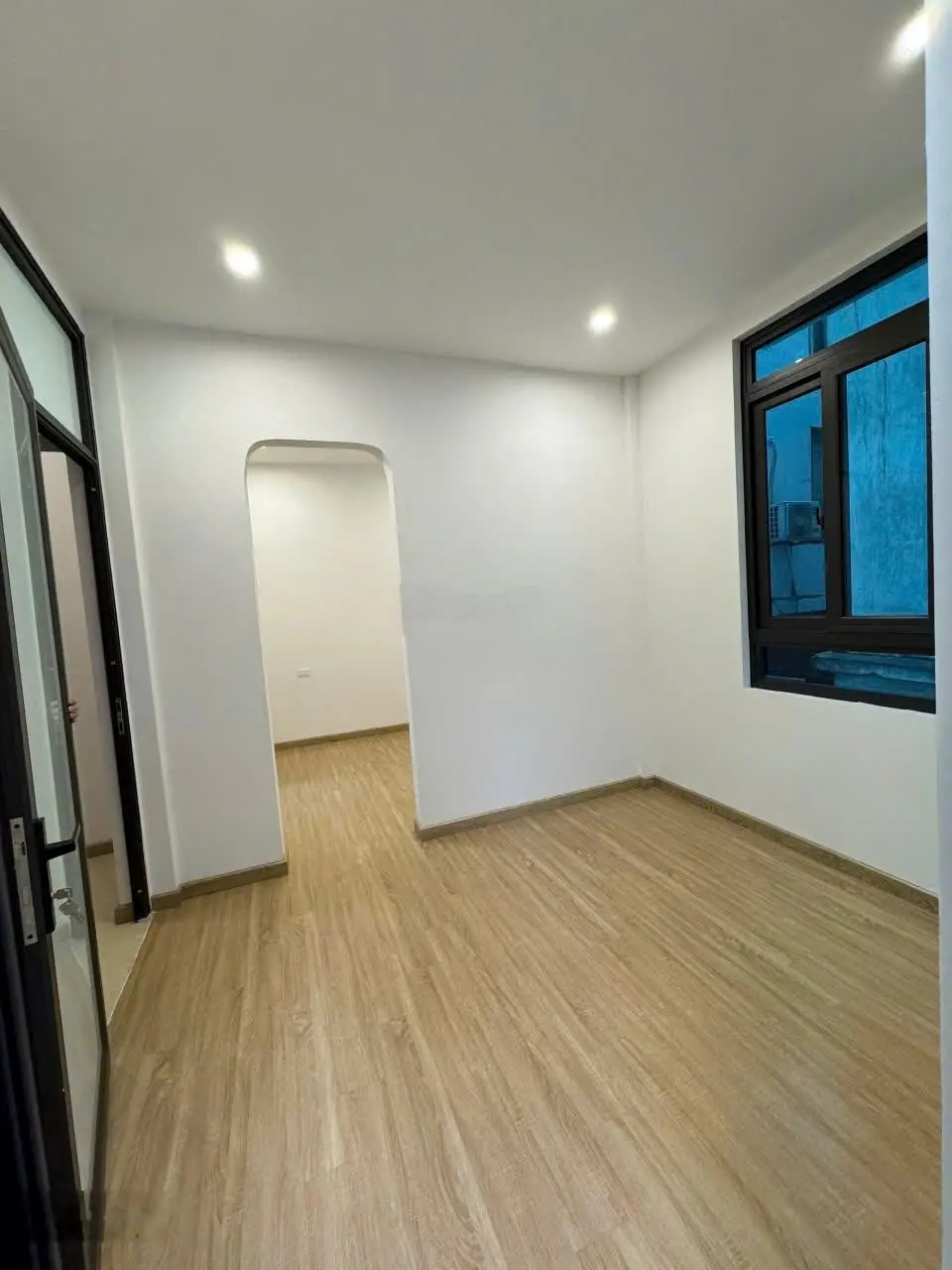 Nhà mới ngõ Ô tô quận Hai Bà Trưng chỉ 200tr/m2