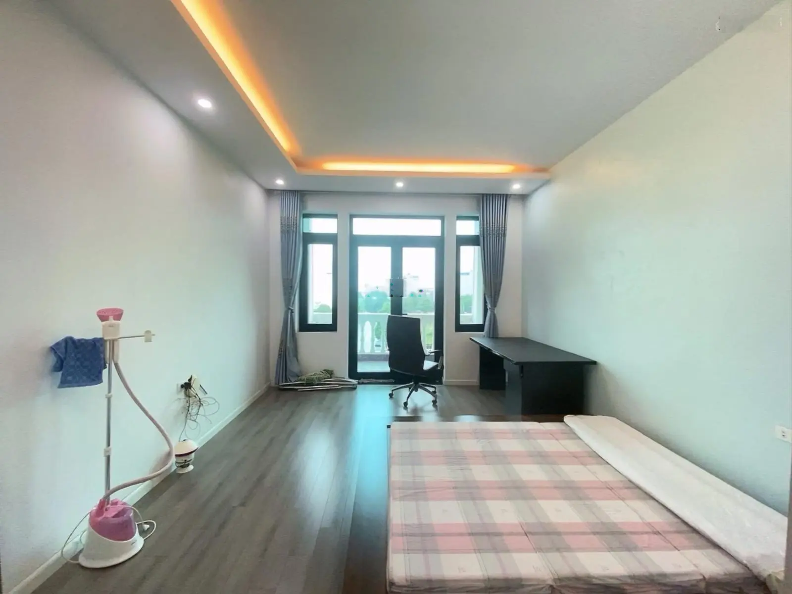 Hot! Nhà Yên Nghĩa trong đê dân xây bán. Giá nhỉnh 2,9x tỷ - sát trục chính ô tô đi chỉ 10m