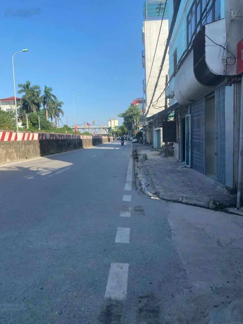 Bán Đất Đông Ngạc, oto vào nhà, 10 mét ra đường oto tránh, chủ đất thân thiện, phúc hậu