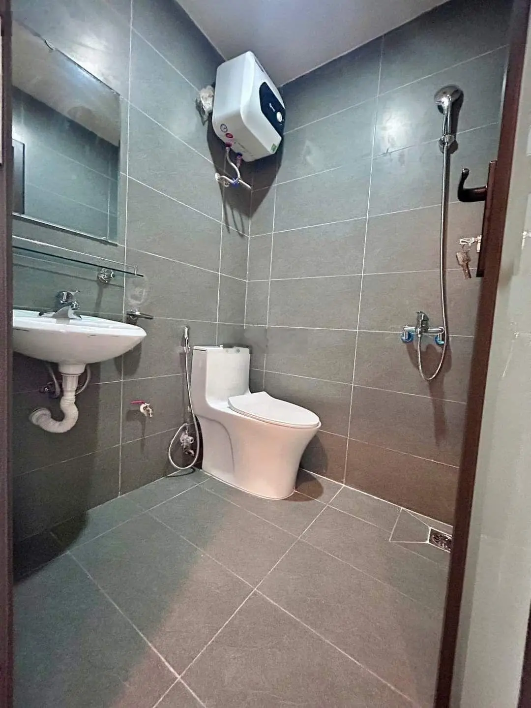 Bán CHDV Trần Cung 66m2 x 6 tầng lô góc 15P,kk,full nội thất cực thoáng GPXD, PCCC tiêu chuẩn
