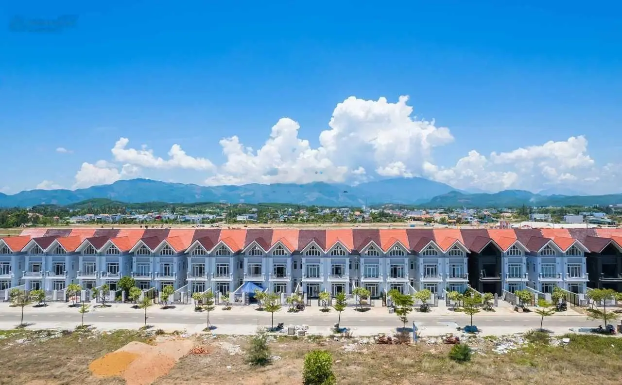 Sụp hầm Vịnh An Hòa - Lô hướng biển ngay gần công viên và biệt thự chỉ 1 tỷ 4 LH 0919 832 ***